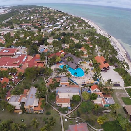 Brisas Santa Lucia Hotel Playa Santa Lucia Exterior photo