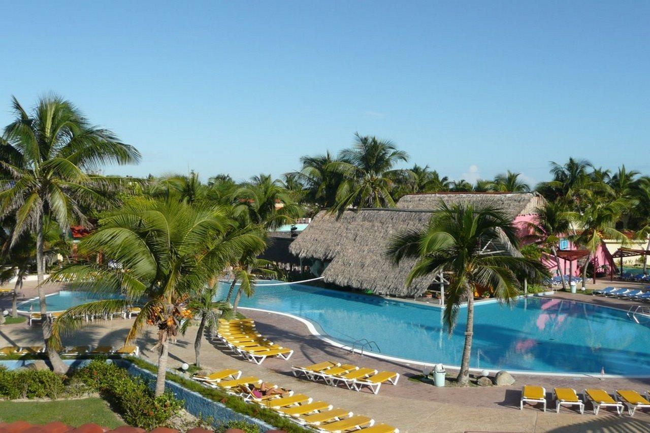 Brisas Santa Lucia Hotel Playa Santa Lucia Exterior photo