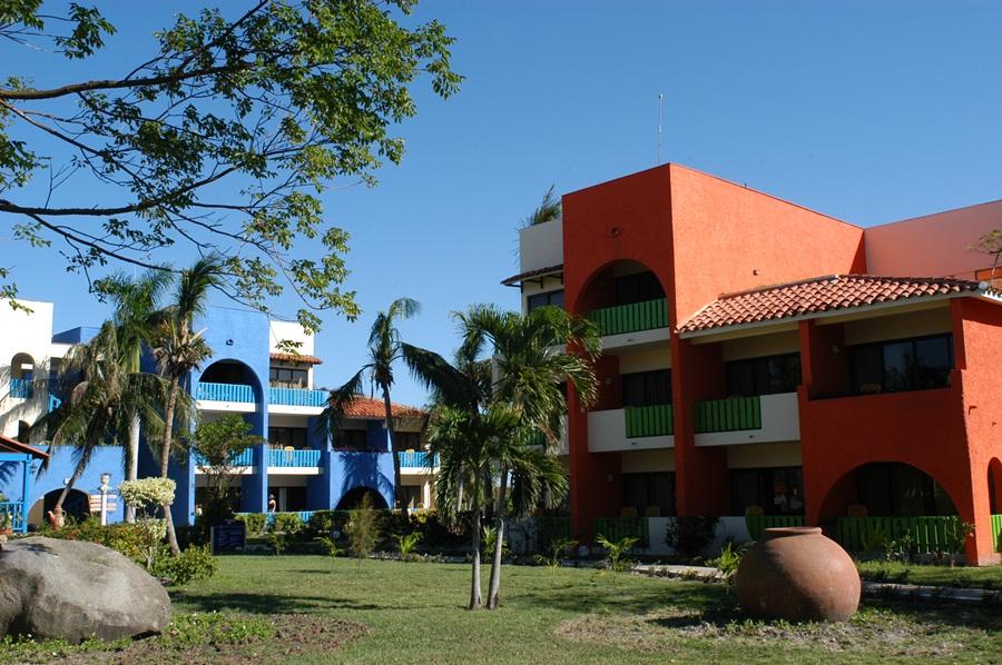 Brisas Santa Lucia Hotel Playa Santa Lucia Exterior photo